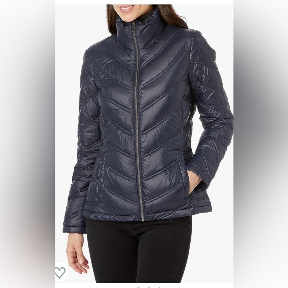 Calvin Klein Women's Lightweight Chevron Quilted Packable Down Jacket